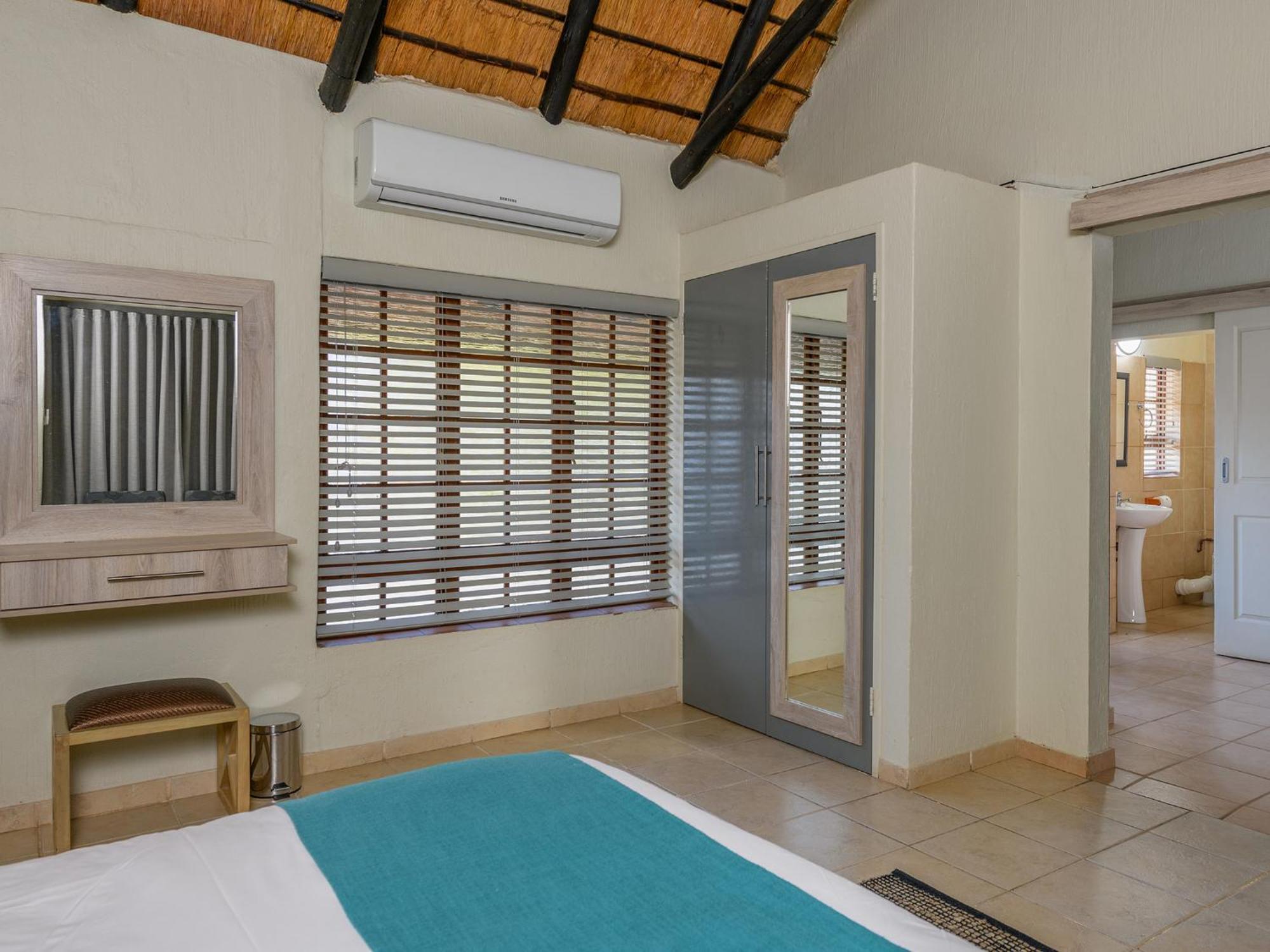 Dikhololo Apartamento Brits Quarto foto